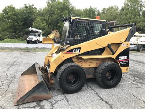 Caterpillar 268B STANDARD Skid Steers Equipment for Sale